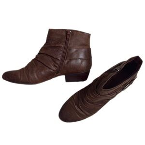 Size 10 Kim Rogers Brown Leather Ankle Boots with Buckle